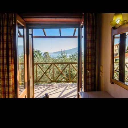 Alexis New Daire Chrysi Ammoudia