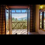 Alexis New アパート クリッシ・アモウディア